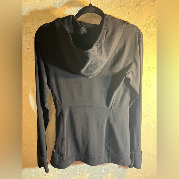 Lululemon black jacket: zip w hoodie, gently loved size 6, all the love!! Best!! - Picture 10 of 10